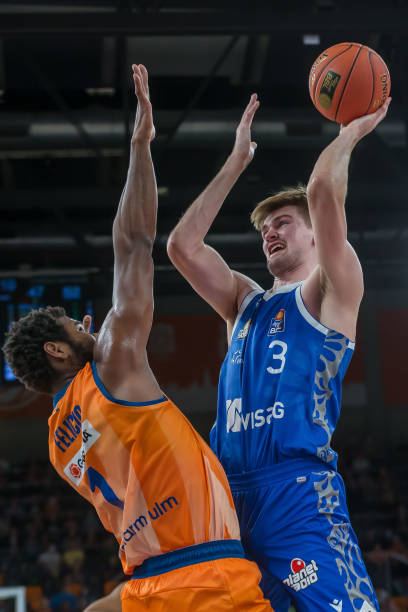 和表现引发 和表现引发